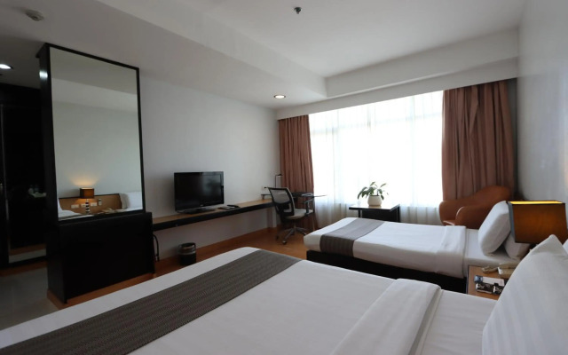 Paseo Premiere Hotel