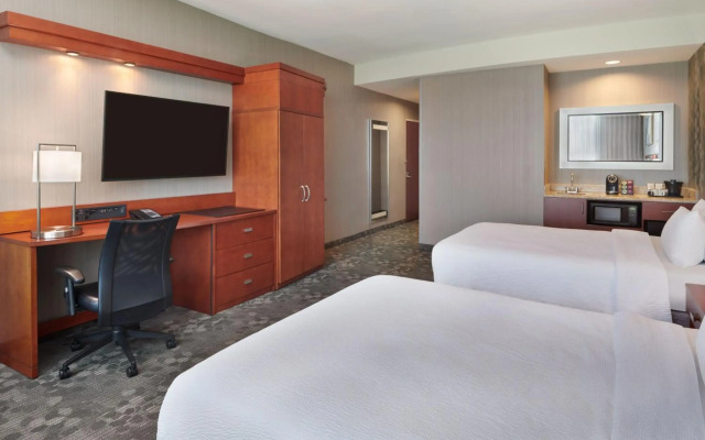Courtyard by Marriott Ottawa East