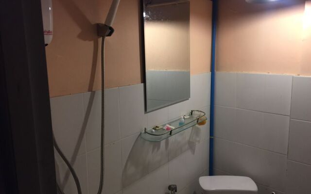Big Orange Localstay at Siam