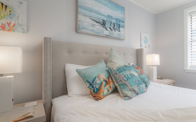 6700 Sunset Way Unit 702