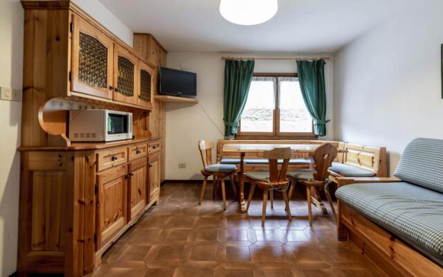 GIROMETTI, two-room apartment. (022036-AT-054584)-400 GIROMETTI