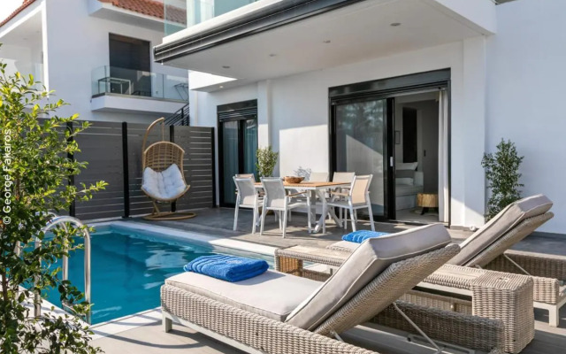 White Rock Villas Lygia