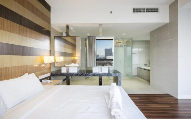 Greystone Haus at D' Majestic Place