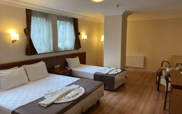 Triada Hotel Gayrettepe