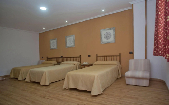 Hospedium Hotel La Marina