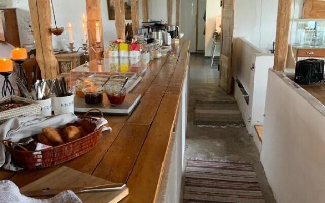Rävåkra Bed and Breakfast
