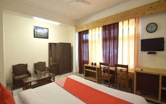 Hotel Sunshine Villa by OYO Rooms
