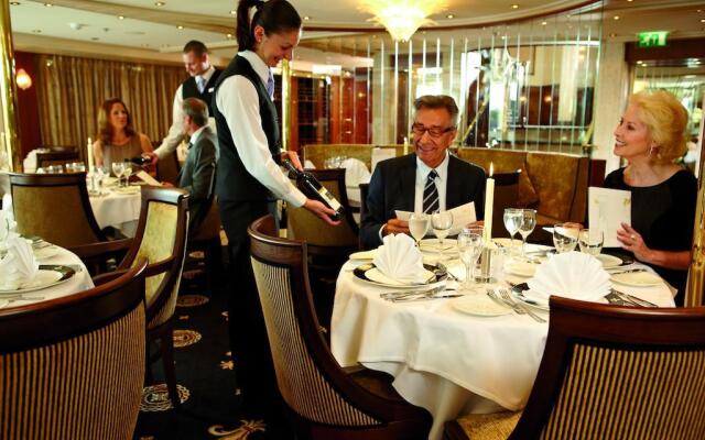 Crossgates Hotelship Nizzaufer - Frankfurt