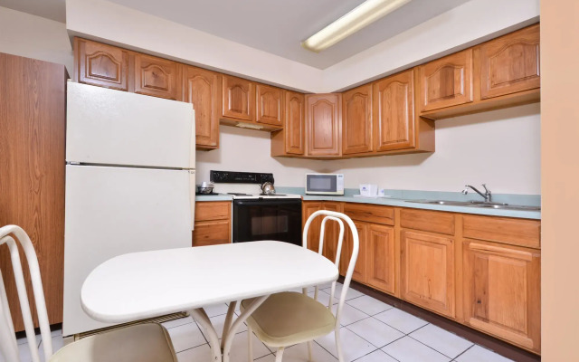 Americas Best Value Inn Jonesville Hillsdale