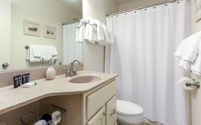 The Shores Lakeside Condo Unit 5677
