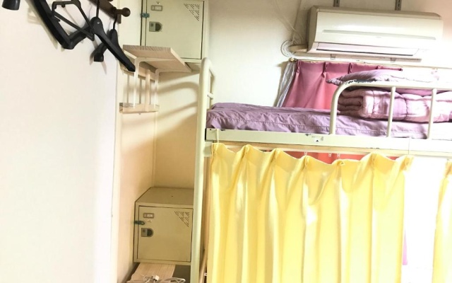 기숙사 내 침대 사진 2