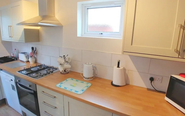 Spacious 3-bedroom House With Superfast Wi-fi