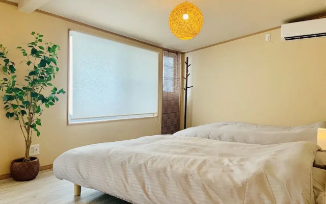 Hanazonominami Apartment 202