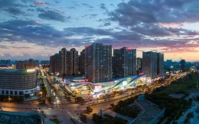 Yeste International Hotel
