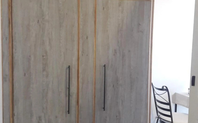 Self-catering Studio, Unit 6 on Krupp