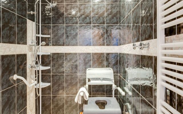 Beautiful, Modern Chalet Near to La Bresse