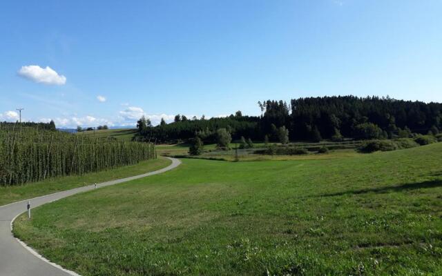 Schöne EinZimmer Wohnung Zwischen Bodensee und Allgäu