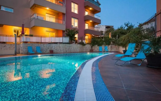 Luxury Apartment Okrug Gornji With Sea View and Pool