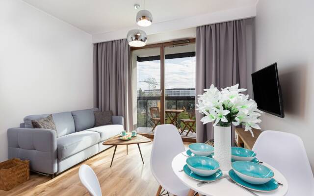 Apartment Warsaw Woronicza by Renters