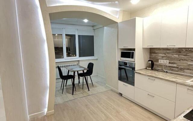 Apartments on 220 Zeiskaya Street