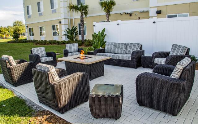 Comfort Suites Sarasota - Siesta Key