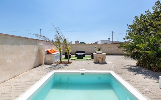 2671 Villetta Holly by Barbarhouse