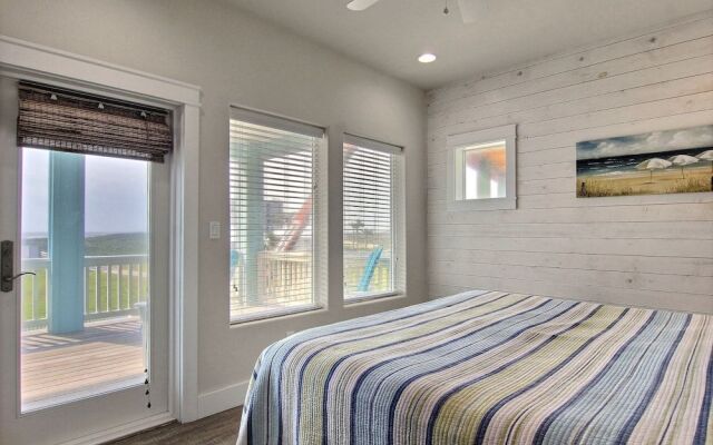 Beach-A-Holic 8121 by RedAwning