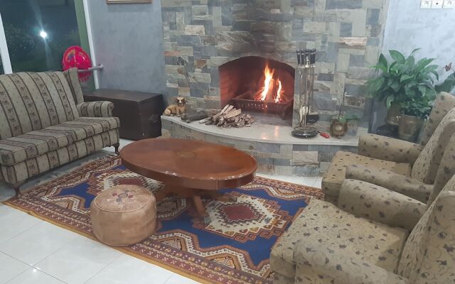 Riad Tanjil
