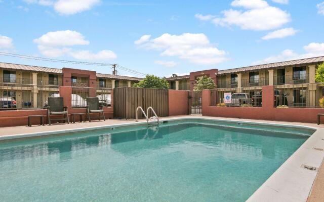 Best Western Desert Inn