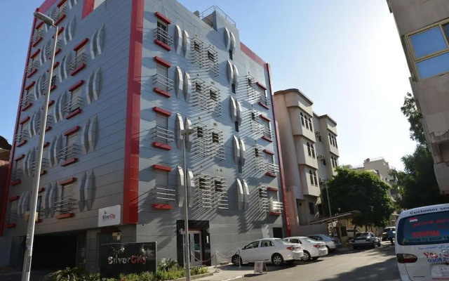 Silver City Apartments