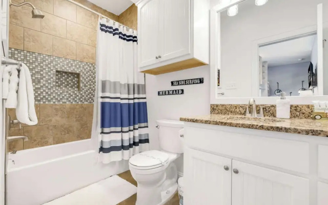 Ocean Views Optional Golf Cart Sleeps 14