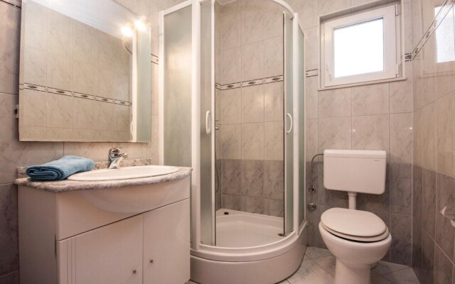 Stunning Home in Primosten With Wifi and 2 Bedrooms