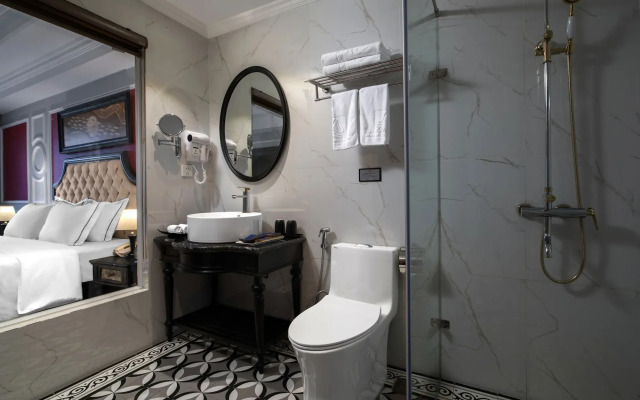 Acoustic Hotel & Spa