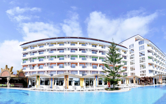 First Class Hotel