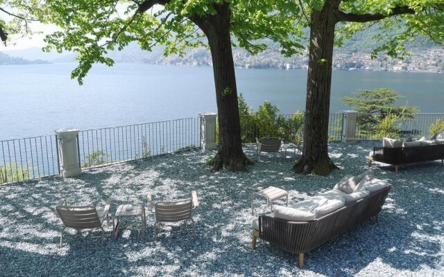 Villa Làrio Lake Como