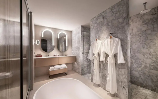 Adelaide Marriott Hotel