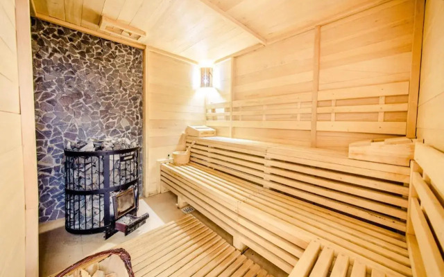 Potcoava Mountain Hideaway