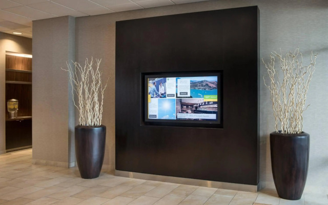 Courtyard by Marriott Richmond/Berkeley
