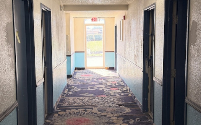 Wichita's Sunrise inn & Suites