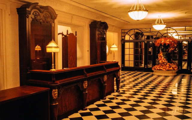 L'Escape Hotel