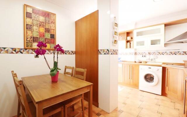 1080 Apartment Olivia