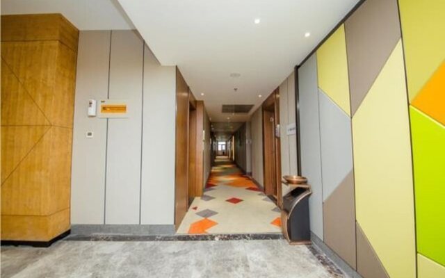 Borrman Hotel Xinxiang Muye Avenue