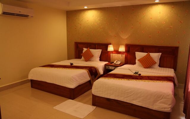 Yolanda Hotel 宝华精品酒店(金边)