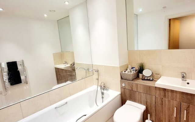 Beautiful 2-bed Apartment in Milton Keynes