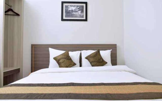 Daima Gardenstay – Guest Rooms – Padang