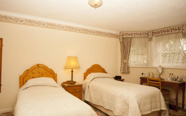 Summerhill Hotel