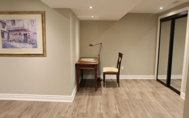 Fully Furnished Private Guest Suite