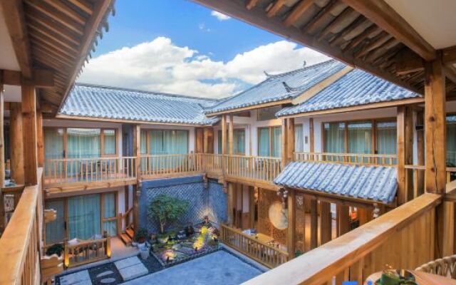 Zhenpan・Chengyiquying・360° Sunshine Mountain・Garden Homestay (The Old Town of Zhongyi Market)