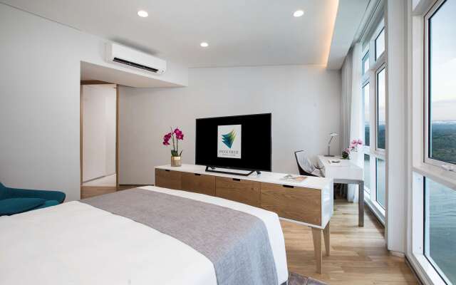 Pinetree Marina Resort