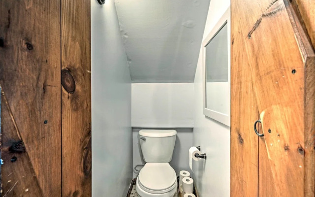 Cozy Treetop Hideaway Near Harriman Reservoir!